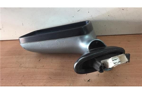 Recambio de retrovisor electrico izquierdo para audi 80 /90 (893) 1.6 80 referencia OEM IAM E6007848  