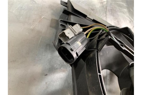 Recambio de electroventilador para citroen c2 1.4 referencia OEM IAM 9653804080  