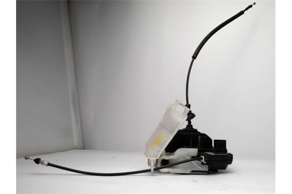Recambio de cerradura puerta trasero izquierda para kia ceed (ed) 1.6 crdi 115 referencia OEM IAM 813101H000  