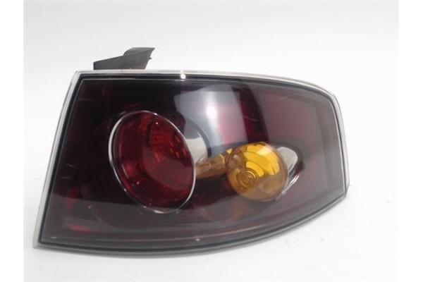 Recambio de piloto trasero derecho para seat ibiza (6l1) referencia OEM IAM 6L6945096C 06160Q 