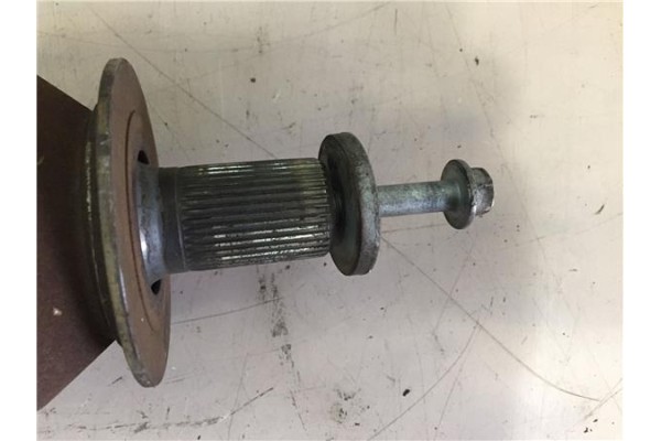 Recambio de palier delantero derecho para mazda 3 berlina (bk) 1.6 cd active+ xcite referencia OEM IAM GR292550XA 2104080 