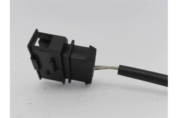 Recambio de retrovisor derecho para seat ibiza (6k1) 1.4 stella referencia OEM IAM 6K1857508A  