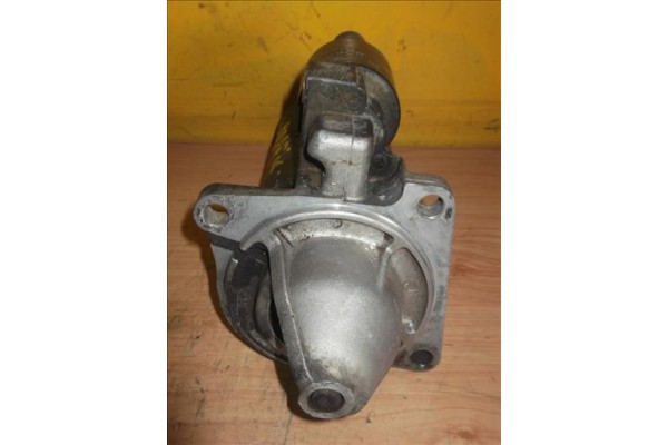 Recambio de motor arranque para renault trafic furgón (txx) 2.5 d referencia OEM IAM 0001218110 TXX 
