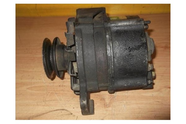 Recambio de alternador para renault trafic furgón (txx) 2.5 d referencia OEM IAM 6006000076  