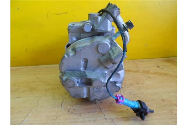 Recambio de compresor aire acond. para volkswagen passat berlina (3b3) 1.9 tdi referencia OEM IAM 8FK351126-981 BEHR 