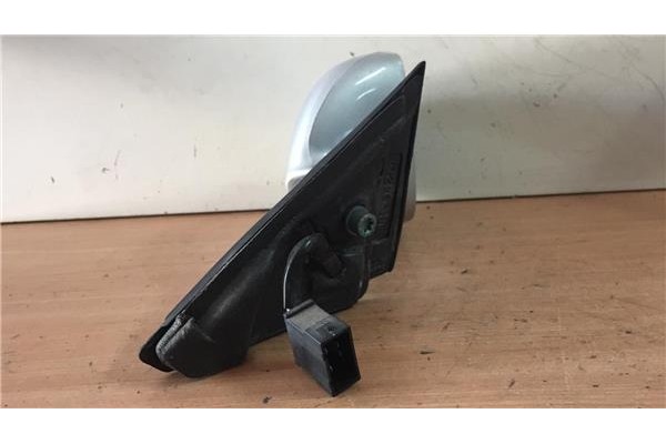 Recambio de retrovisor electrico derecho para audi a3 (8l) 1.6 ambiente referencia OEM IAM E11015812  