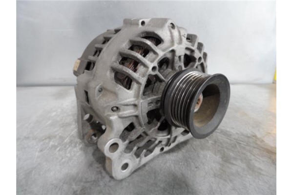 Recambio de alternador para volkswagen golf iv berlina (1j1)(1997) 1.6 referencia OEM IAM 06A903026AX 0123320034 28903028D , AUD