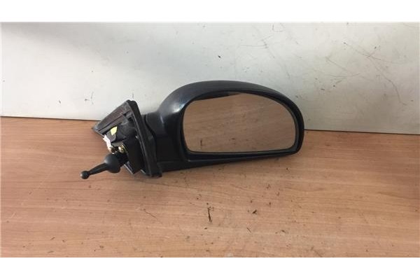 Recambio de retrovisor derecho para hyundai accent 1.3i referencia OEM IAM E4012188  