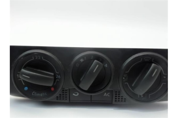 Recambio de mandos calefaccion / a.a. para volkswagen polo iv (9n3) 1.4 advance referencia OEM IAM 6Q0820045G  (6Q0820045G) , AU