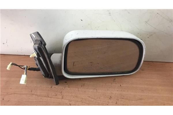 Recambio de retrovisor electrico derecho para hyundai galloper ii (jk-01) 2.5 td referencia OEM IAM E4012114  