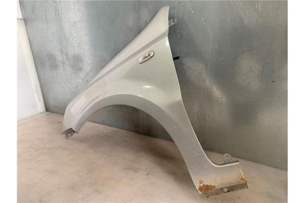 Recambio de aleta delantero izquierda para fiat ii panda (169) 1.2 referencia OEM IAM 46827088  