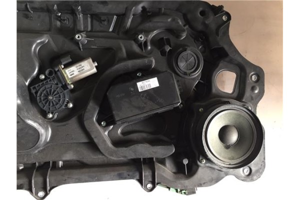 Recambio de elevalunas electrico delantero izquierdo para opel corsa c 1.7 di referencia OEM IAM 51002603  