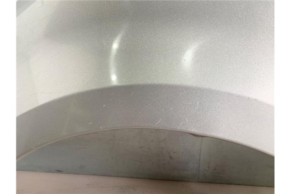 Recambio de aleta delantero izquierda para fiat ii panda (169) 1.2 referencia OEM IAM 46827088  