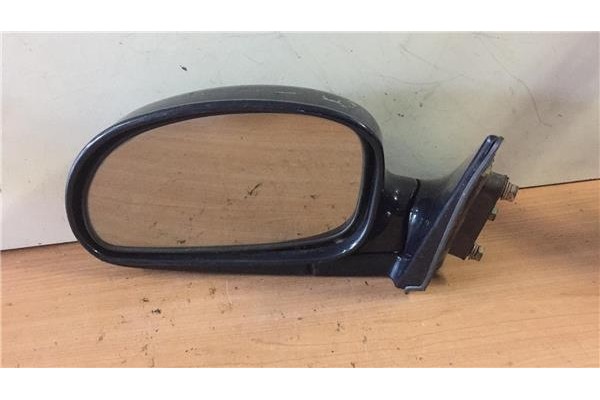 Recambio de retrovisor electrico izquierdo para hyundai lantra berlina (rd) 1.6 gl referencia OEM IAM E13014021  