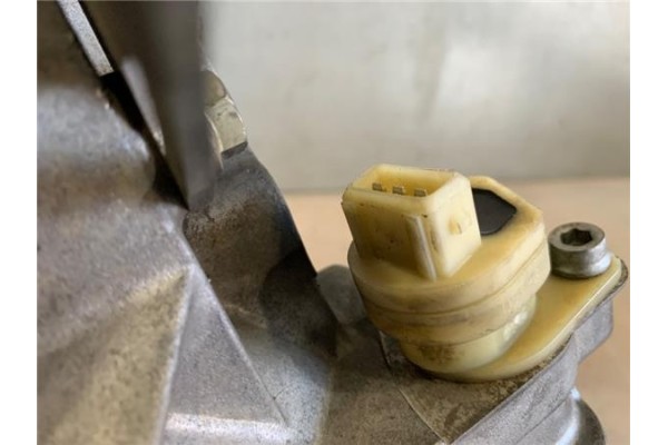 Recambio de caja cambios manual para citroen c2 1.4 referencia OEM IAM 20CP24  