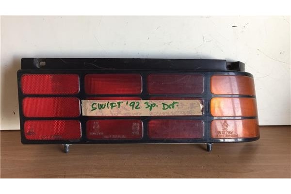 Recambio de piloto trasero derecho para suzuki swift berlina (sf/ea) 1.0 gl referencia OEM IAM 22032232R  