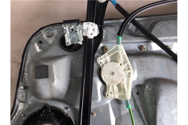 Recambio de elevalunas electrico delantero izquierdo para volkswagen golf iv berlina (1j1) 1.6 16v referencia OEM IAM 1C1959801A