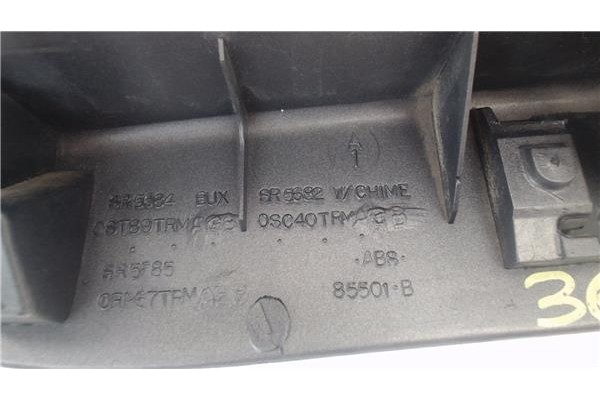 Recambio de maneta exterior porton para chrysler grand voyager (rt) 2.8 limited referencia OEM IAM 5019201AA 4857322AC 