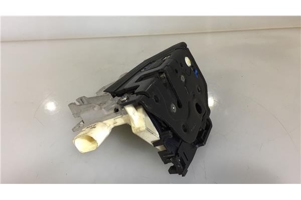 Recambio de cierre electromagnetico delantero derecho para seat ibiza (6j5) (06.2008) 1.9 tdi referencia OEM IAM   