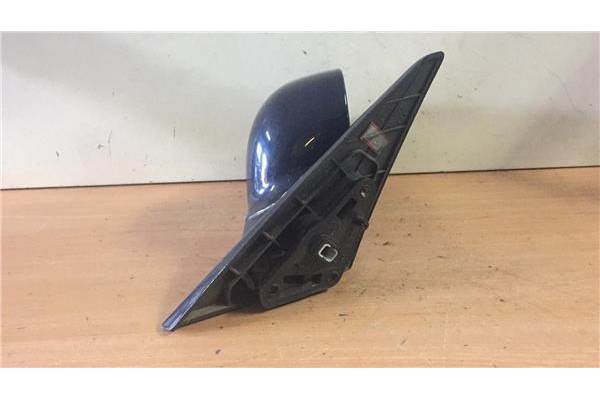 Recambio de retrovisor electrico derecho para hyundai coupe (j2) 1.6 fx coupe referencia OEM IAM E13010079  