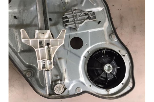 Recambio de elevalunas electrico trasero derecho para kia ceed (ed) 1.6 crdi 115 referencia OEM IAM 402058D  