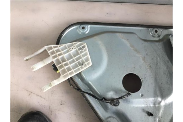 Recambio de elevalunas electrico trasero derecho para kia ceed (ed) 1.6 crdi 115 referencia OEM IAM 402058D  