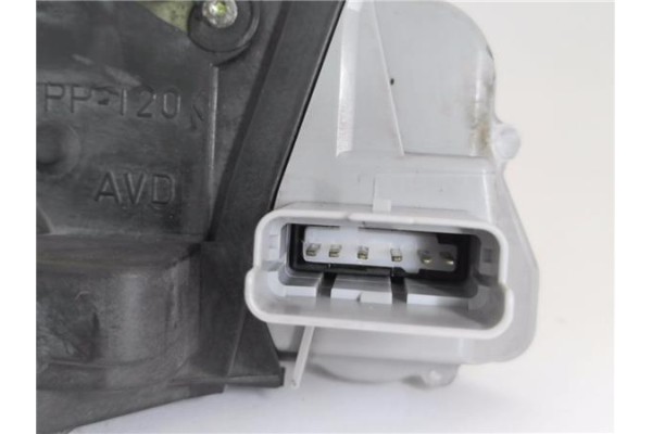Recambio de cierre electromagnetico delantero derecho para citroen xsara picasso 2.0 hdi referencia OEM IAM 9136J3  