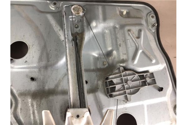 Recambio de elevalunas electrico trasero derecho para kia ceed (ed) 1.6 crdi 115 referencia OEM IAM 402058D  
