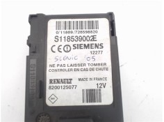 Recambio de llave para renault scenic ii (jm) referencia OEM IAM 8200125077  