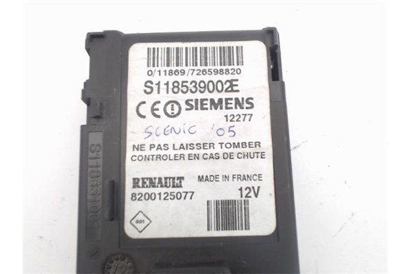 Recambio de llave para renault scenic ii (jm) referencia OEM IAM 8200125077  