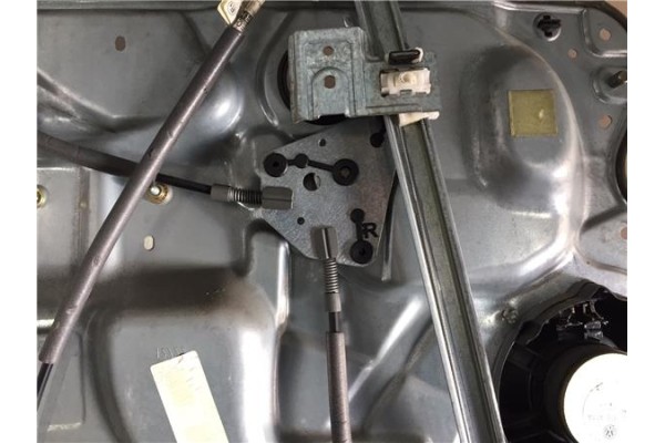 Recambio de elevalunas electrico delantero derecho para volkswagen polo iv (9n1) 1.2 12v referencia OEM IAM 602959801A  