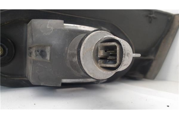 Recambio de piloto trasero central para citroen xm berlina referencia OEM IAM SAEB88  