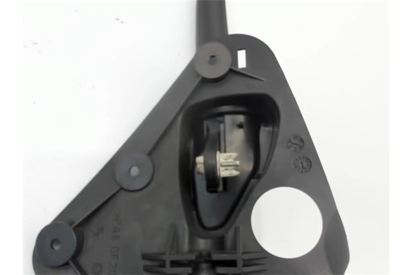 Recambio de manilla int. puerta delantero izquierda para mercedes-benz vito / mixto furgón (w639) 113 cdi referencia OEM IAM A63