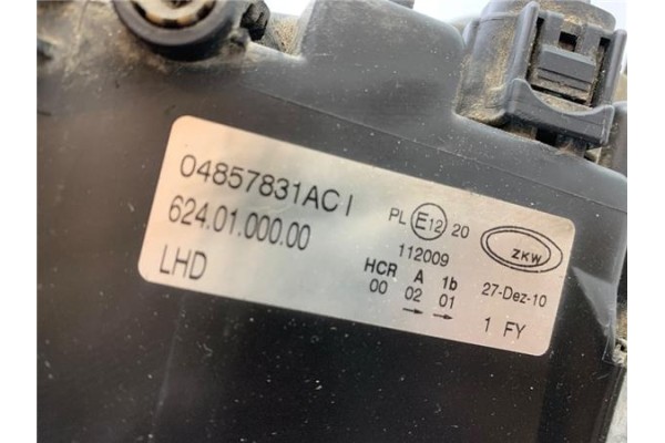Recambio de faro delantero izquierdo para chrysler grand voyager (rt) 2.8 limited referencia OEM IAM 04857831ACI  