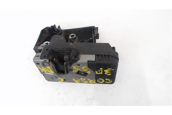 Recambio de cierre electromagnetico delantero derecho para opel corsa c 1.3 cdti referencia OEM IAM 13154792  