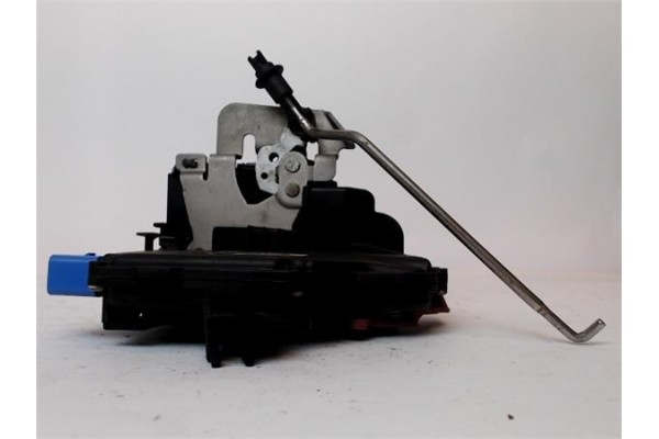 Recambio de cerradura puerta delantero derecha para audi a3 (8p1) 2.0 tdi 16v referencia OEM IAM 4E1837016  
