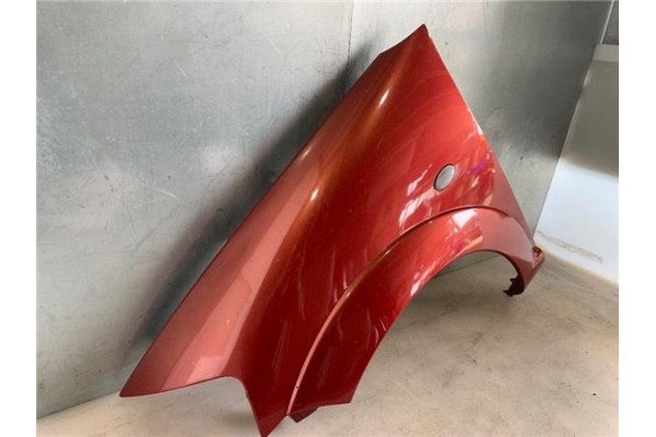 Recambio de aleta delantero izquierda para citroen c3 1.4 hdi referencia OEM IAM 7840N9  