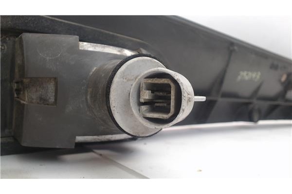 Recambio de piloto trasero central para citroen xm berlina referencia OEM IAM SAEB88  