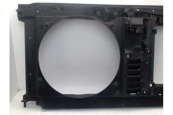 Recambio de frente delantero para peugeot 3008 2.0 style referencia OEM IAM 7104CF  