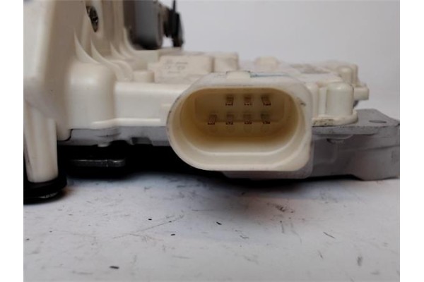 Recambio de cerradura puerta delantero derecha para seat leon (1p1) 1.9 tdi referencia OEM IAM 1P1837016  