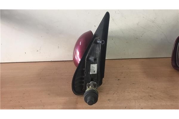 Recambio de retrovisor derecho para skoda felicia berlina (791) 1.3 blue sky referencia OEM IAM E1010388  