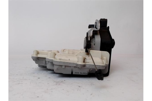 Recambio de cerradura puerta delantero derecha para seat leon (1p1) 1.9 tdi referencia OEM IAM 1P1837016  