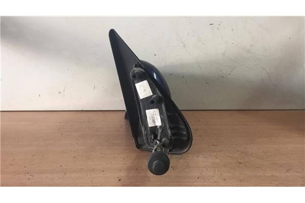 Recambio de retrovisor izquierdo para skoda felicia berlina (791) 1.3 blue sky referencia OEM IAM E1010388  