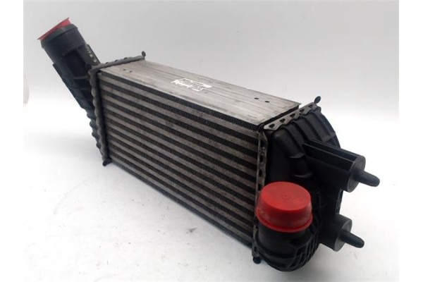 Recambio de intercooler para peugeot 3008 2.0 style referencia OEM IAM 0384P8  