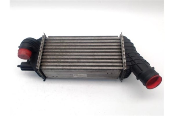 Recambio de intercooler para peugeot 3008 2.0 style referencia OEM IAM 0384P8  