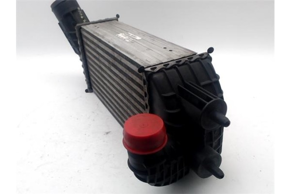 Recambio de intercooler para peugeot 3008 2.0 style referencia OEM IAM 0384P8  