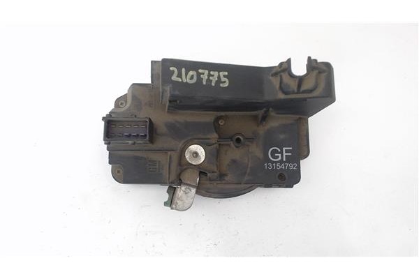Recambio de cierre electromagnetico delantero derecho para opel corsa c 1.3 cdti referencia OEM IAM 13154792  