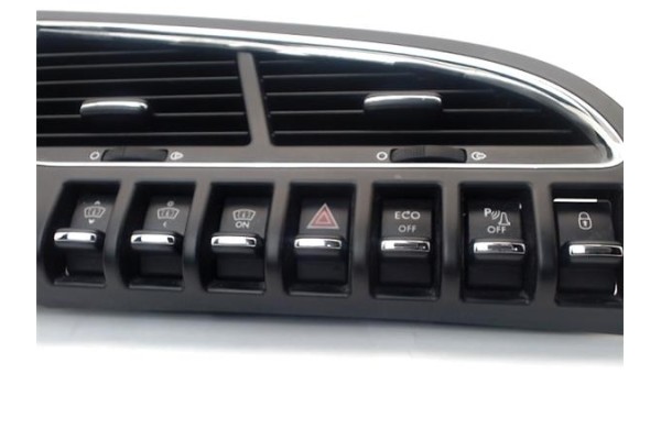 Recambio de interruptor luces emergencia para peugeot 3008 2.0 style referencia OEM IAM 96652440ZD  