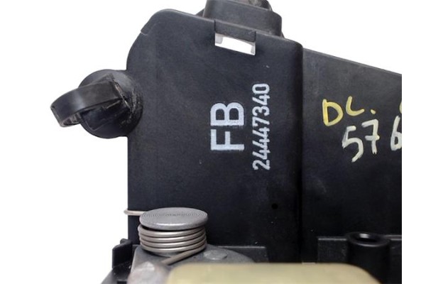 Recambio de cerradura puerta delantero izquierda para opel vectra c berlina 2.0 dti 16v referencia OEM IAM 24447340  