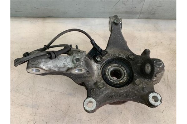 Recambio de mangueta delantero derecha para chrysler grand voyager (rt) 2.8 limited referencia OEM IAM 04743568AE  